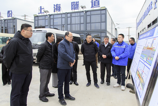 市人大常委会预算工委来松江调研政府债务管理情况照片02.jpg